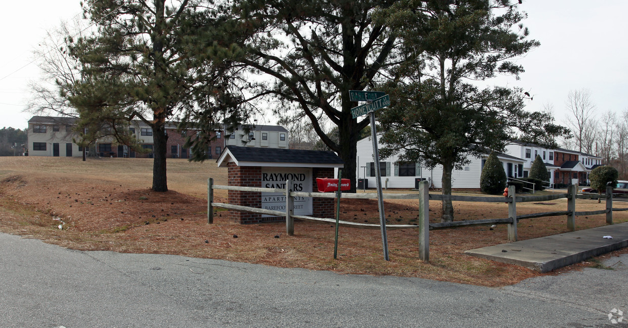 Primary Photo - Raymond Sanders Apartments