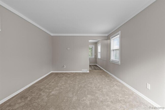 Foto del edificio - 21815 Coolidge Hwy