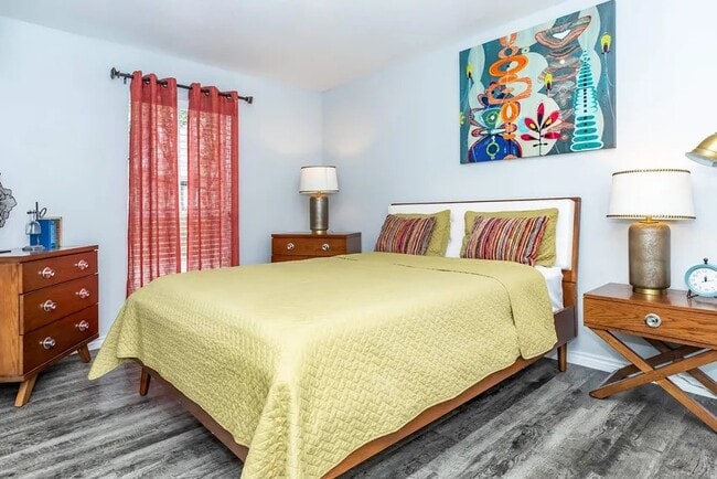 Foto del edificio - 4400 Memorial Dr