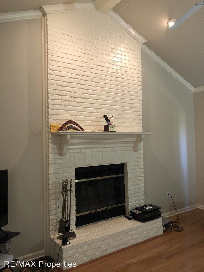 Foto del edificio - 2 br, 2 bath House - 1693 Sharp Rd.