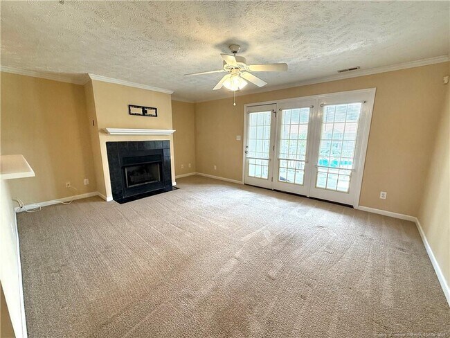 Foto del edificio - 361 Bubble Creek Ct