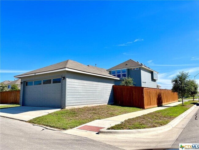 Foto del edificio - 105 Switchgrass St