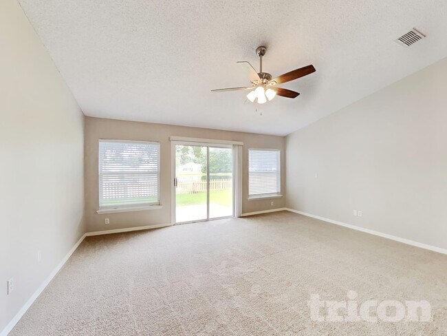 Foto del edificio - 938 Wood Dove Ct