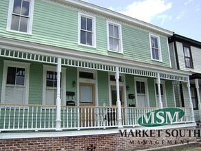 Building Photo - 540 E Gaston St