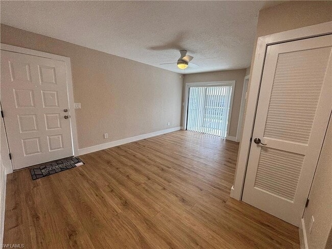 Building Photo - 5327 Summerlin Rd