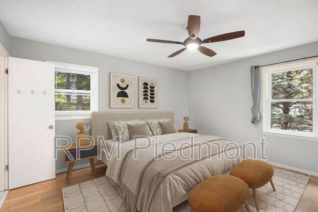 Foto del edificio - 2716 Deerwood Trail