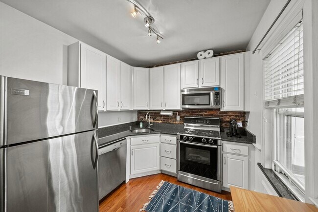 Foto del edificio - 293 W 2nd St