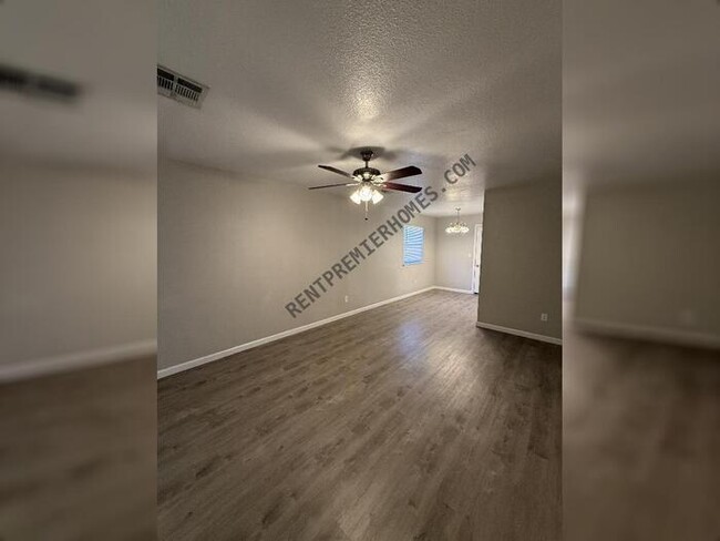 Foto del edificio - 4929 Brookdale Dr