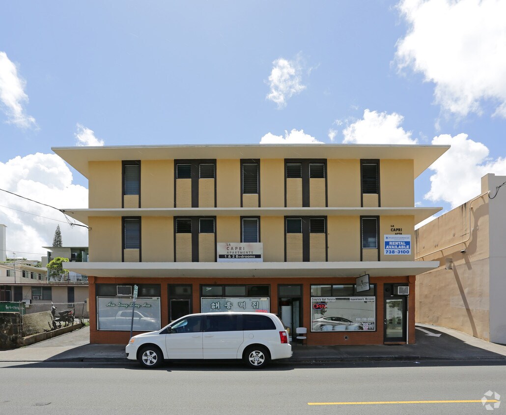 Building Photo - La Capri