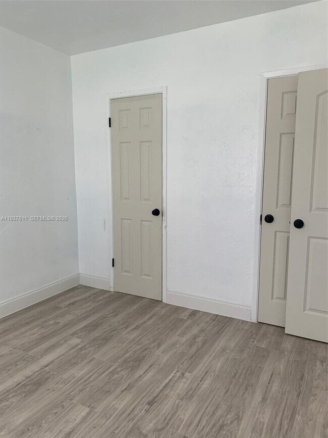 Foto del edificio - 16675 NE 20th Ave