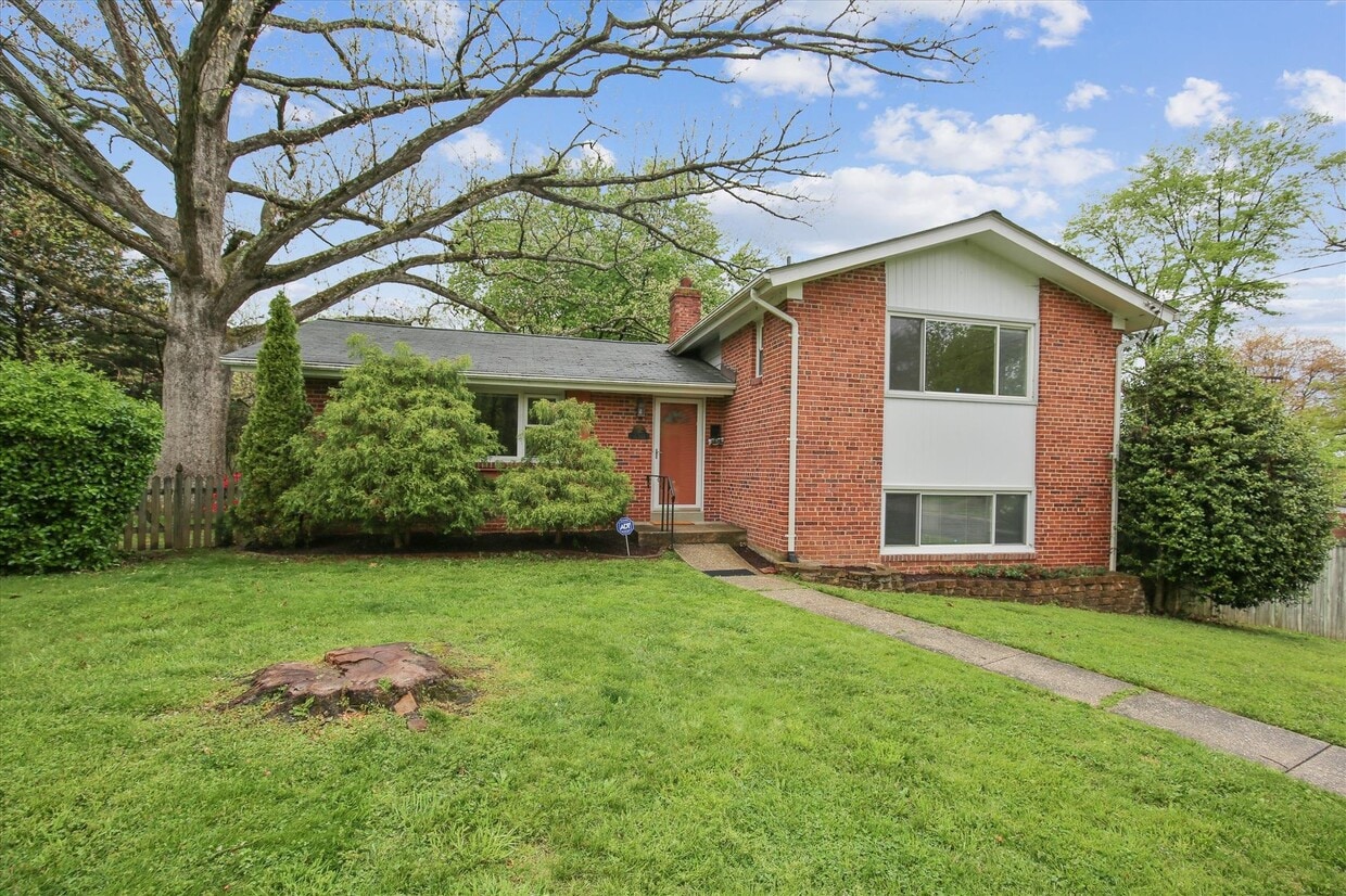 Photo - 2511 Harmon Rd (Silver Spring, MD)