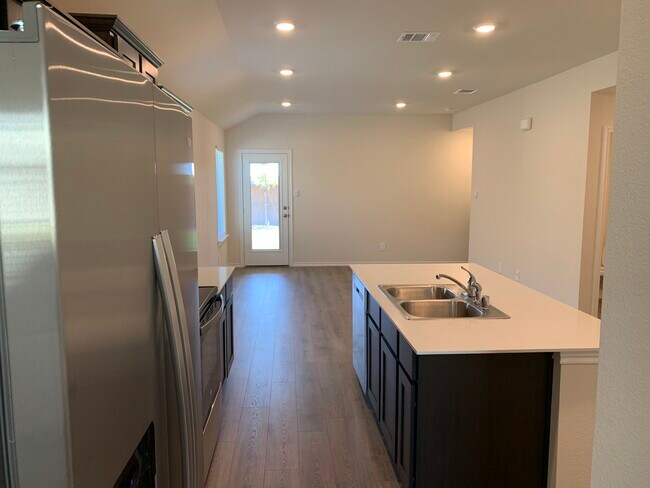 Foto del edificio - 3415 Rendezvous Wy