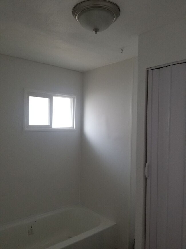 Foto del edificio - Beautiful One Bedroom Home in Lakewood!