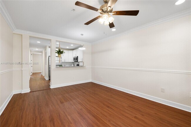 Foto del edificio - 433 SW 147th Ave