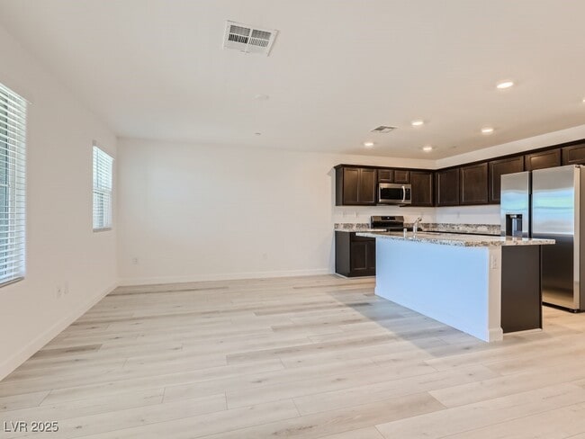 Building Photo - 829 Jigglypuff Pl