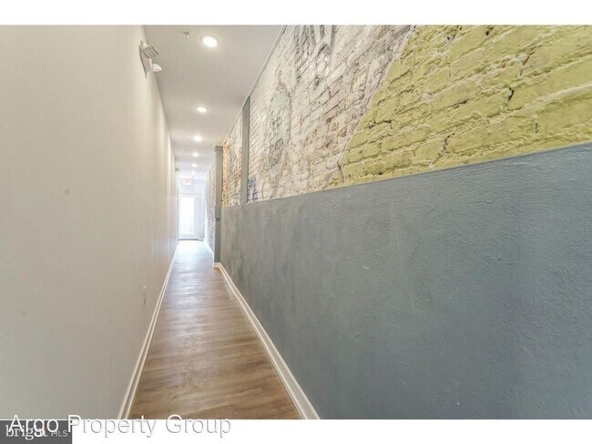 Building Photo - 1342 N Marston St