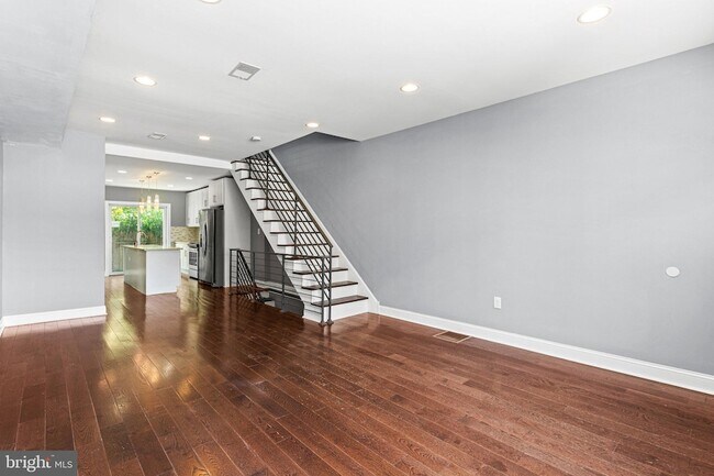 Photo - 2209 E Huntingdon Street Unit Townhome