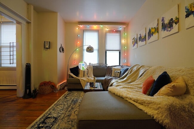 Photo - 72 Gardner St Apartment