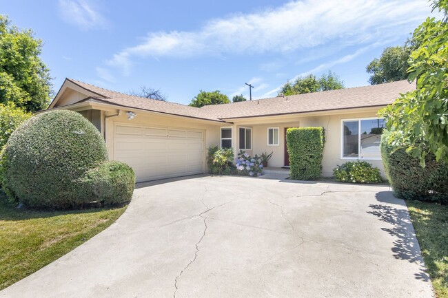 Foto del edificio - 23824 Calvert St