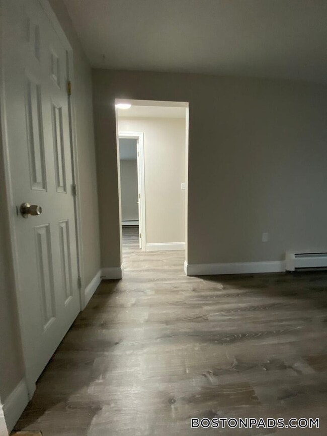 Foto del edificio - 169 Aiken Ave