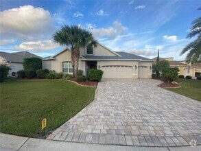 Building Photo - 627 Quinby Way