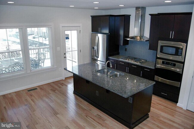 Foto del edificio - 44692 Collingdale Terrace