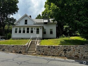 Building Photo - 49 Greene St