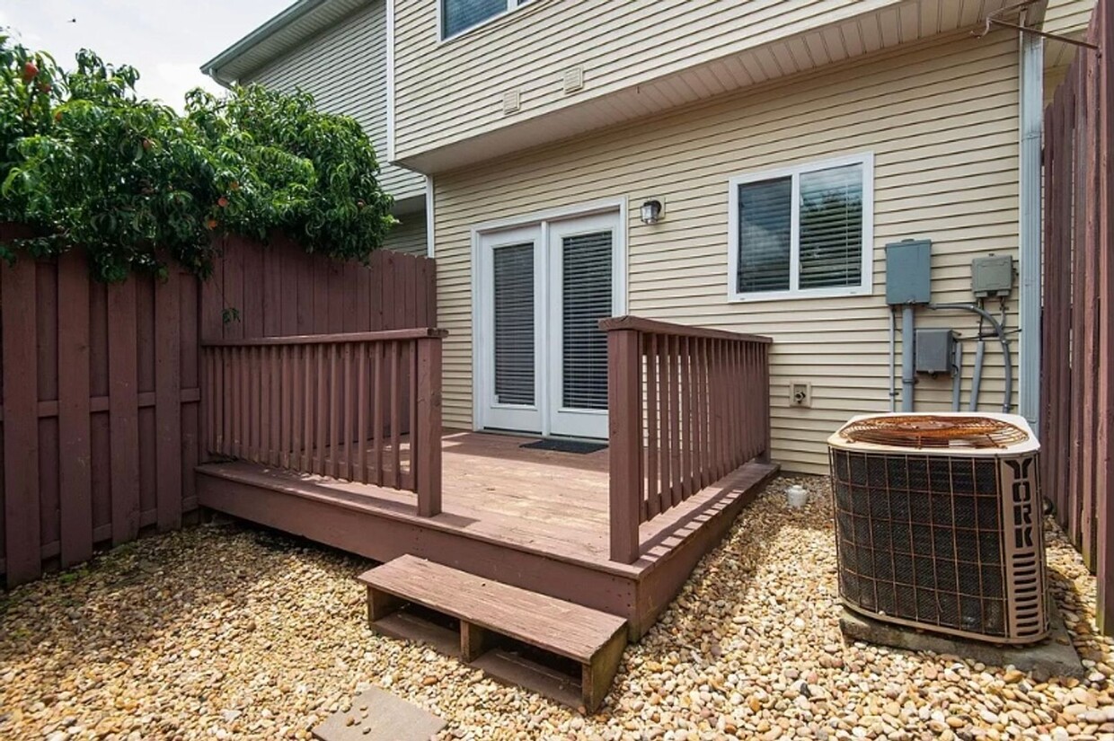 Foto principal - Beautiful Townhome with fenced patio - gre...