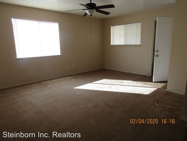 Building Photo - 2912 Los Amigos Ct