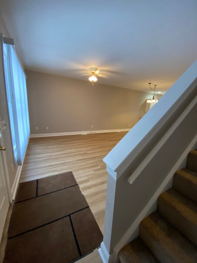 Millersport Garden Apartments Apartments 11 Sean Riley Getzville, NY