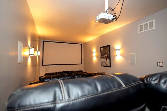 Foto del edificio - 611 N Keystone Ave