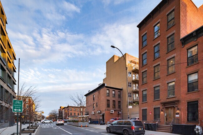 Foto del edificio - 660 Dean St