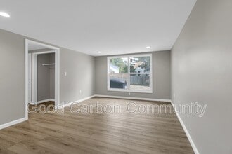 Building Photo - 48 Water St