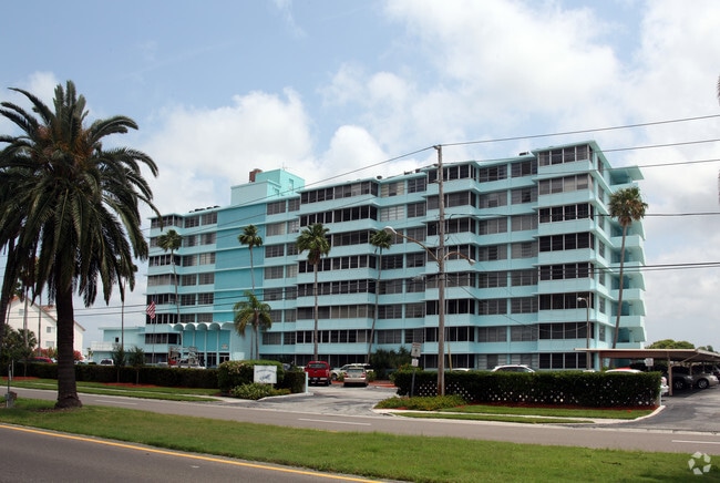 Building Photo - Island Way Towers