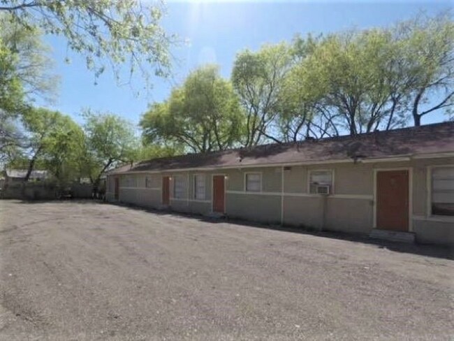 Foto del edificio - 1016 Sunglo Dr