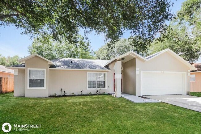 Building Photo - 5242 KATI LYNN DR, APOPKA, FL 32712
