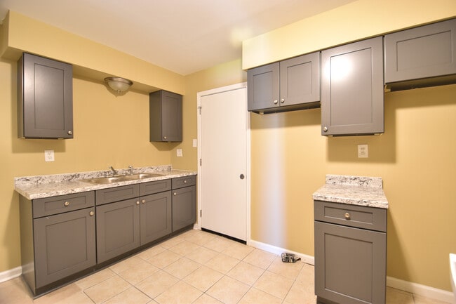 Building Photo - 217 Belle Terre Blvd