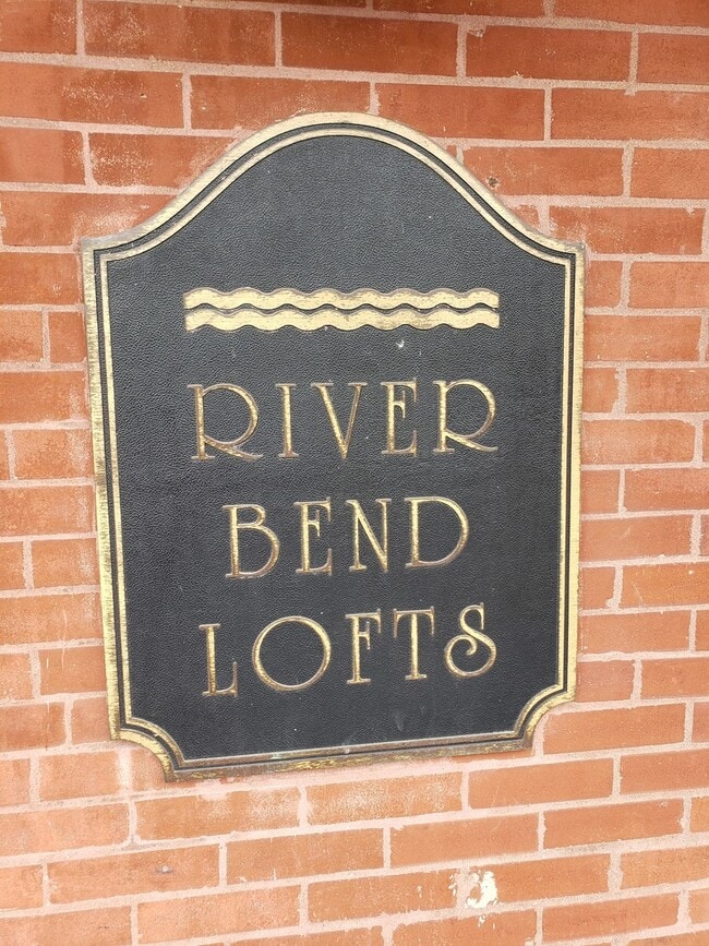 Building Photo - Riverbend Lofts - 200 Main Street, #503, K...