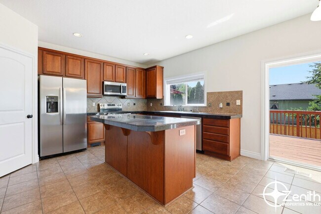 Foto del edificio - 1107 NE 127th St