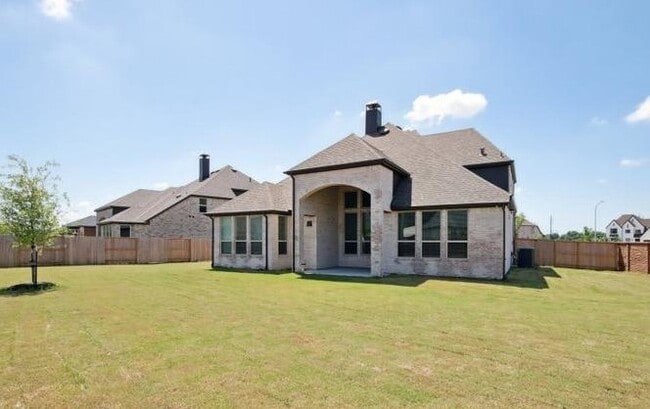 Building Photo - 5203 Fremont Dr