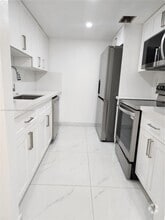 Building Photo - 7101 Miami Lakes Dr