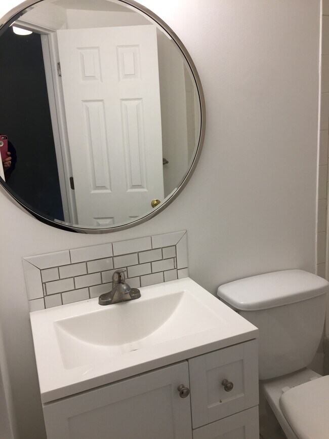 Foto del edificio - 303 Old Town Rd