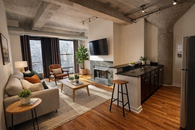 Foto del edificio - 1069 W 14th Pl