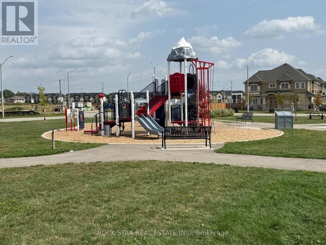 Building Photo - 14 Scenic Ridge Gate