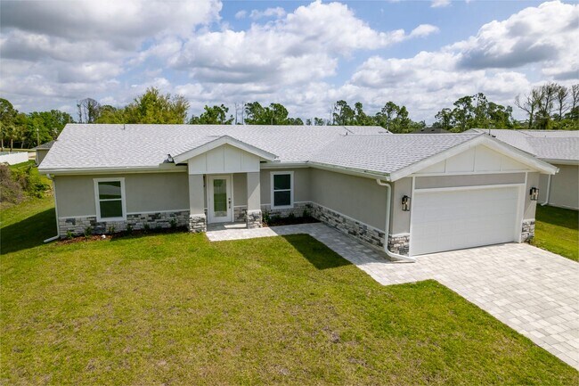 Foto del edificio - ONE MONTH FREE RENT!  3 bed / 2 bath with ...
