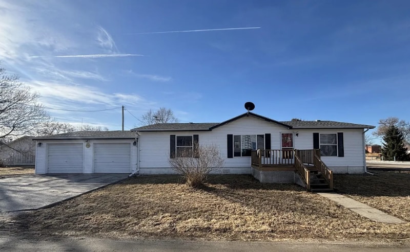 Primary Photo - 261 261 Ave