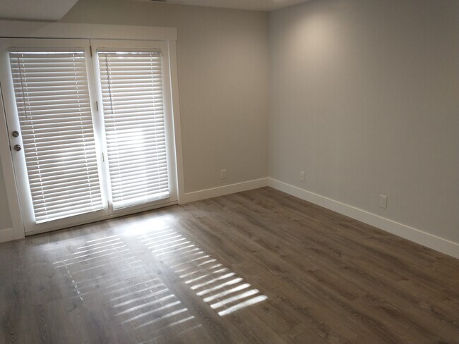 Foto del edificio - 275 S Valley View Dr