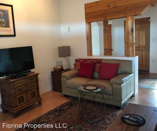 Building Photo - 3 br, 2 bath House - 1 Gaviota Rd.