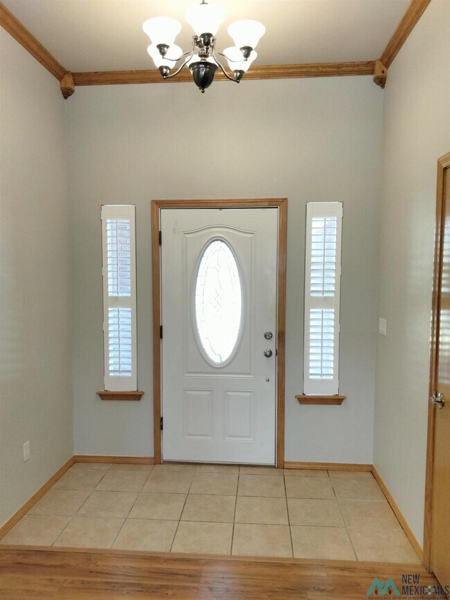 Foto del edificio - 2301 Reese Dr