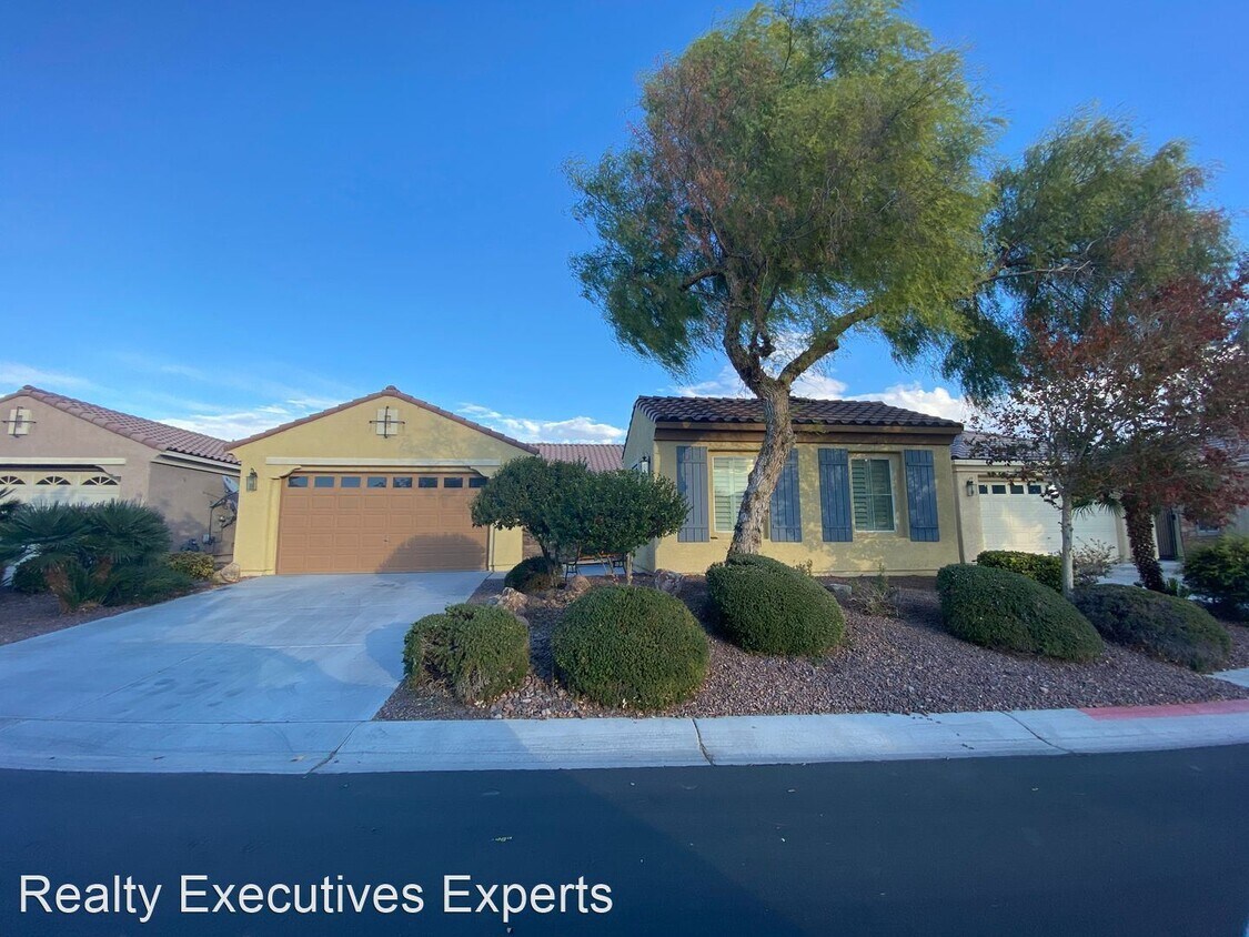 Foto principal - 4 br, 3 bath House - 8132 Walden Lake St